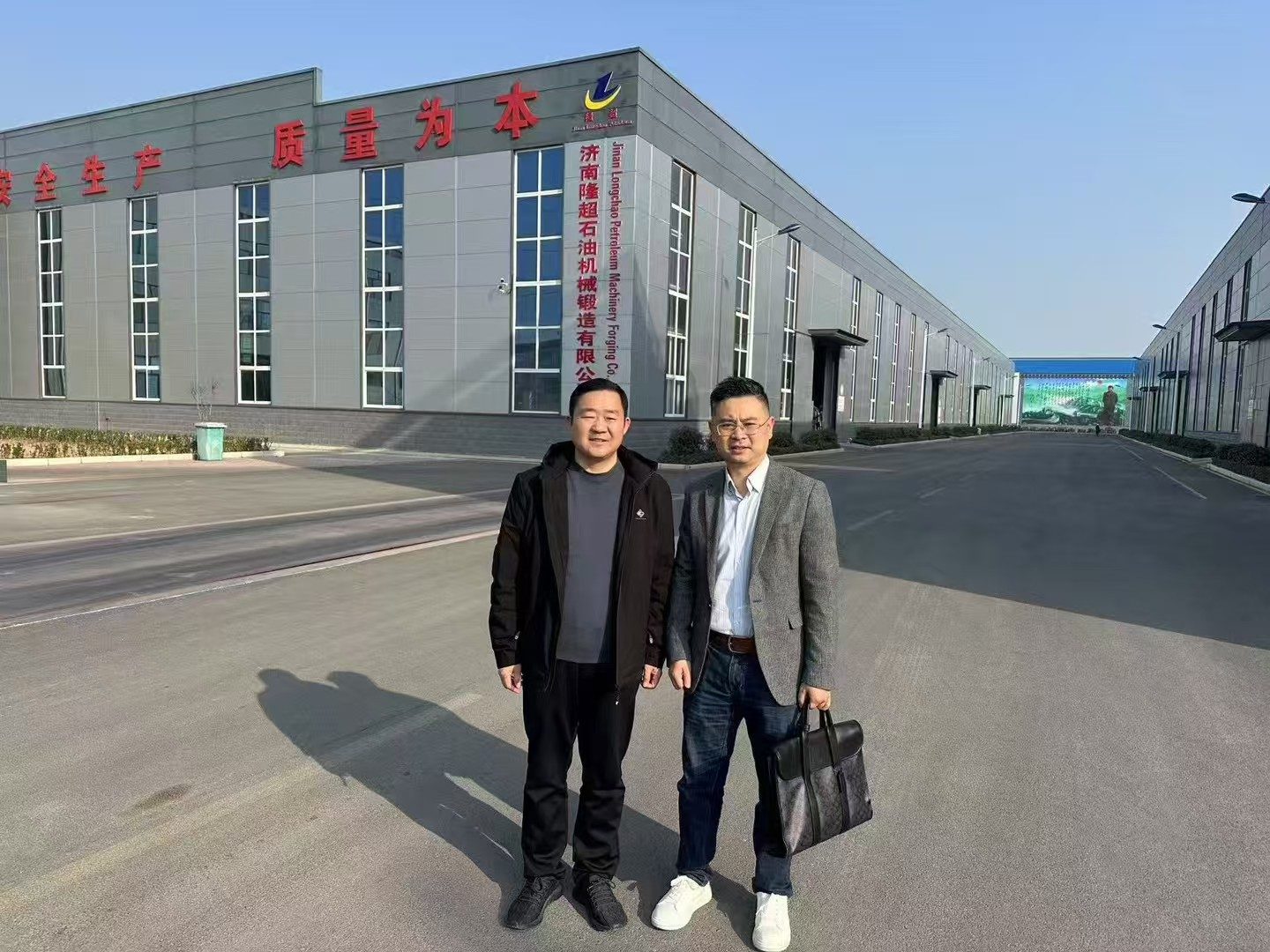 辅导老师到客户工厂实地参访调研